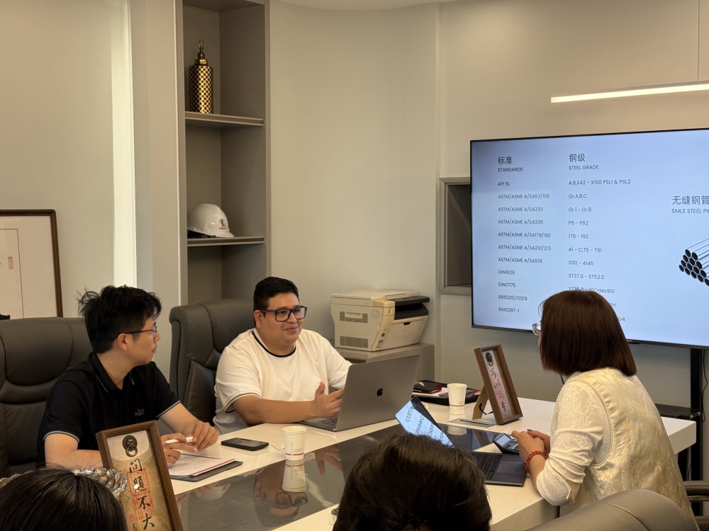 We extend a warm welcome to the Mexican client delegation for their visit and exchange at Yantai Xinbaoshang.