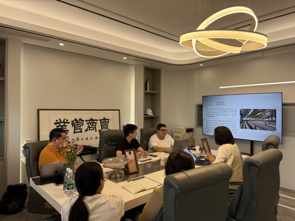 We extend a warm welcome to the Mexican client delegation for their visit and exchange at Yantai Xinbaoshang.