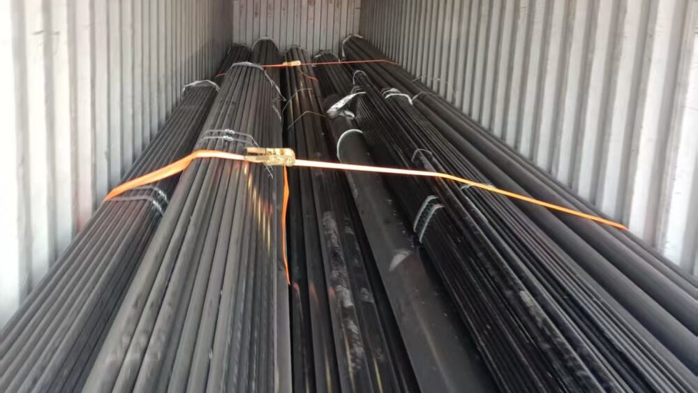 700-ton order of seamless steel pipes successfully delivered to Algerian customer